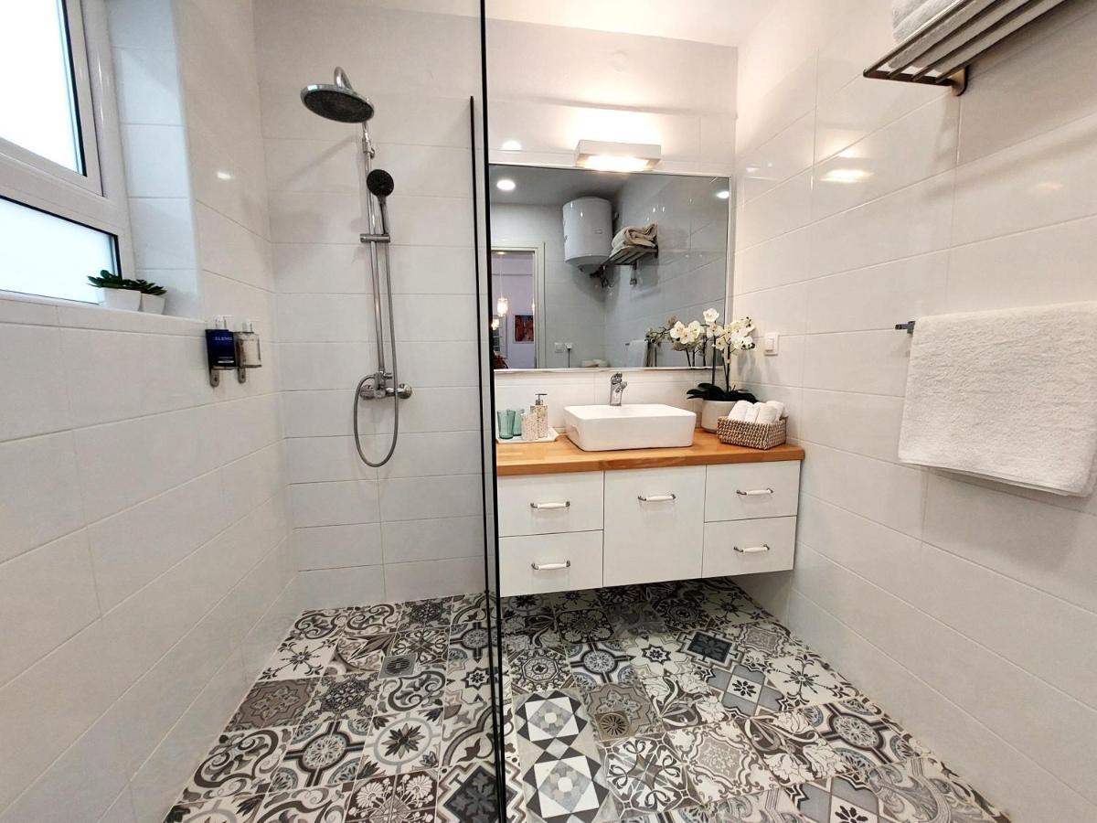Aay- Best Corfu Town & Sea Apart 2Bedroom Renovated + Lift / Comfy&Design+Wifi Dış mekan fotoğraf